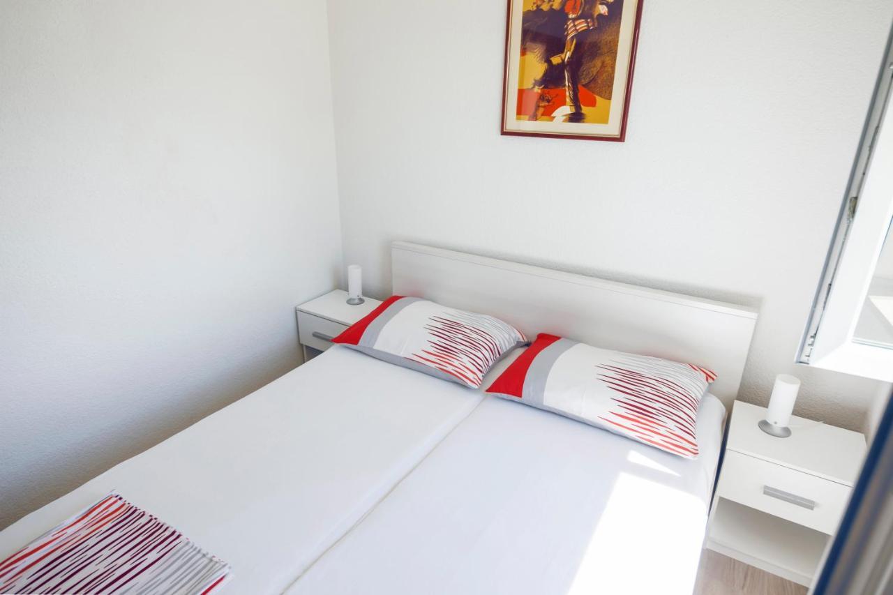 Apartments 1234 Mimice Ngoại thất bức ảnh