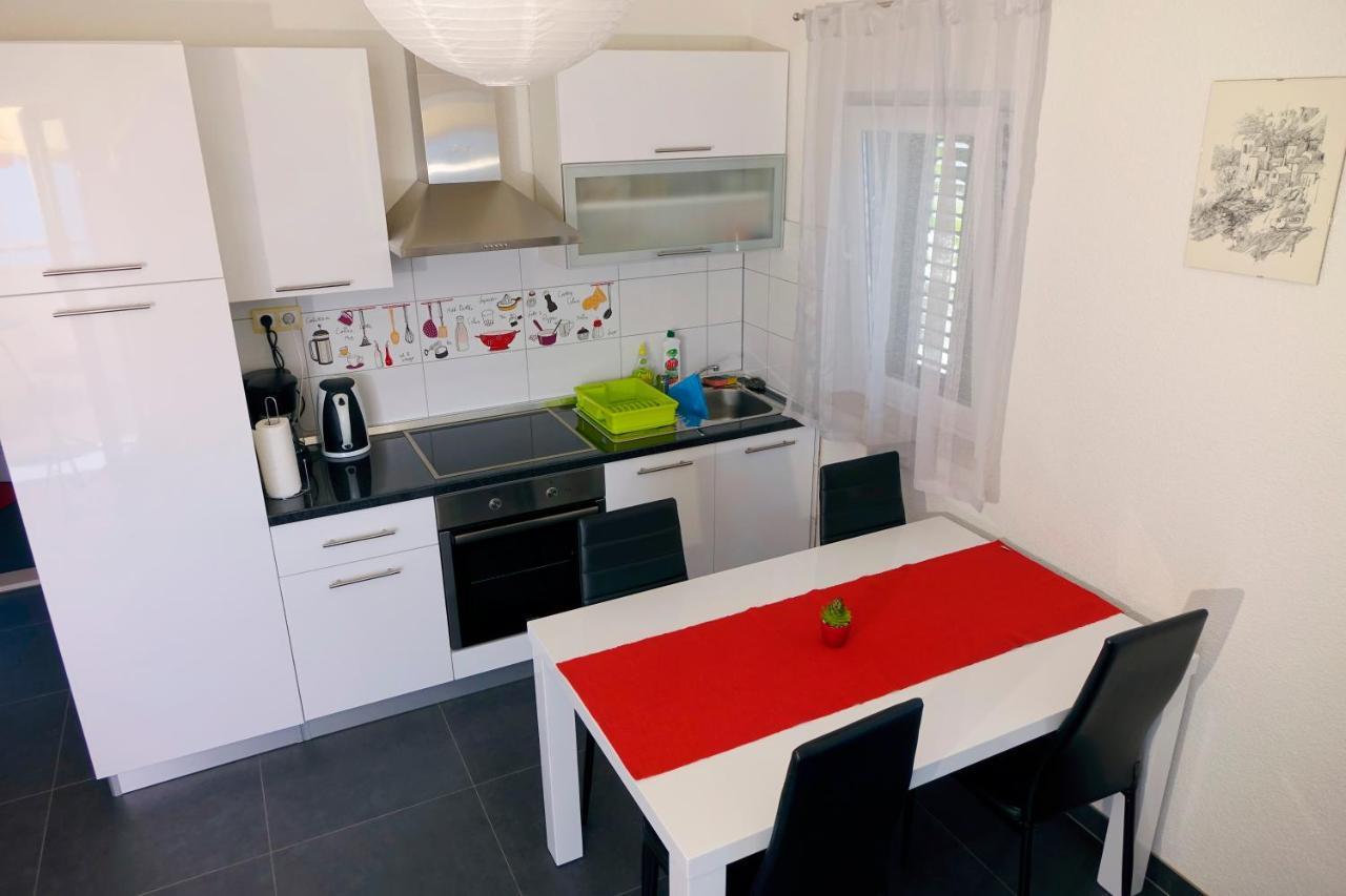 Apartments 1234 Mimice Ngoại thất bức ảnh